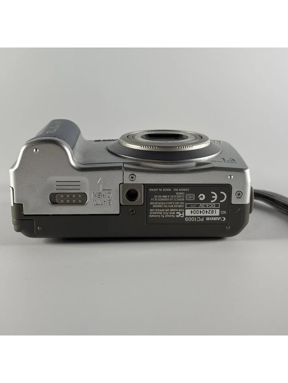 Canon Powershot A10 Digital Camera 1.3MP for PARTS / REPAIR - Severe Corrosion